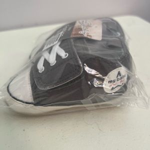 12-18 mo Velcro shoes NWT